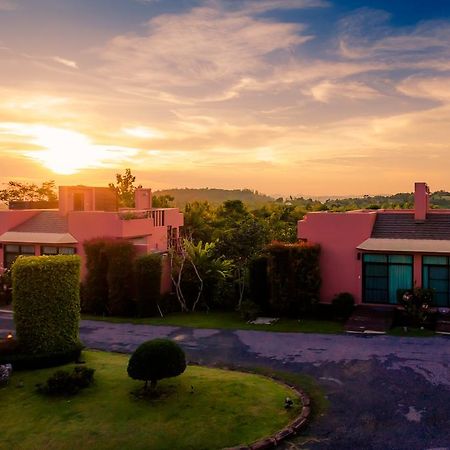 Hotel Phukumhom Khao Yai Wangkata Esterno foto