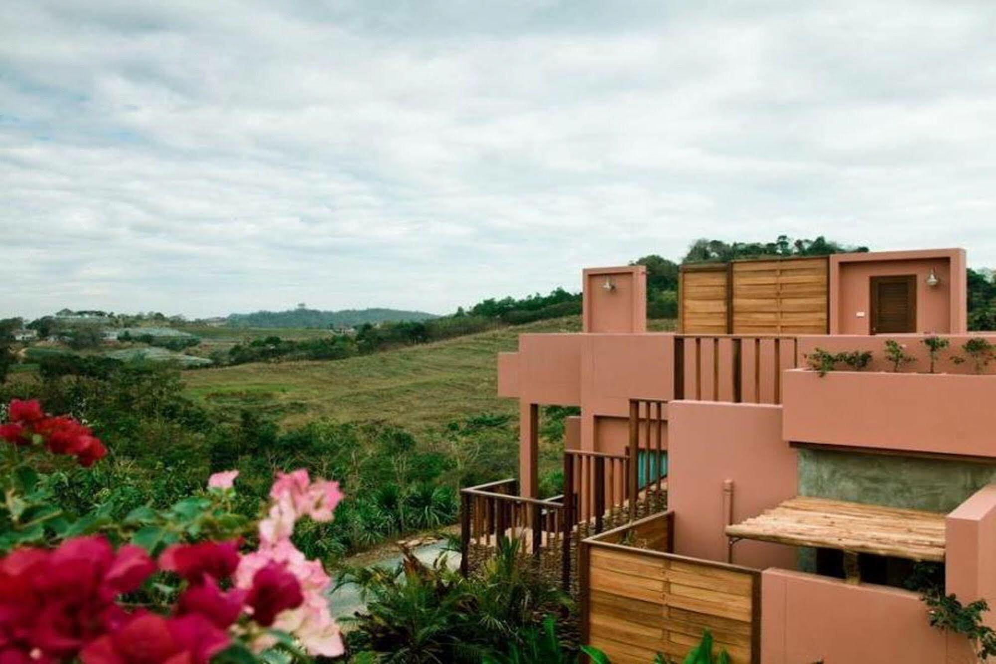 Hotel Phukumhom Khao Yai Wangkata Esterno foto