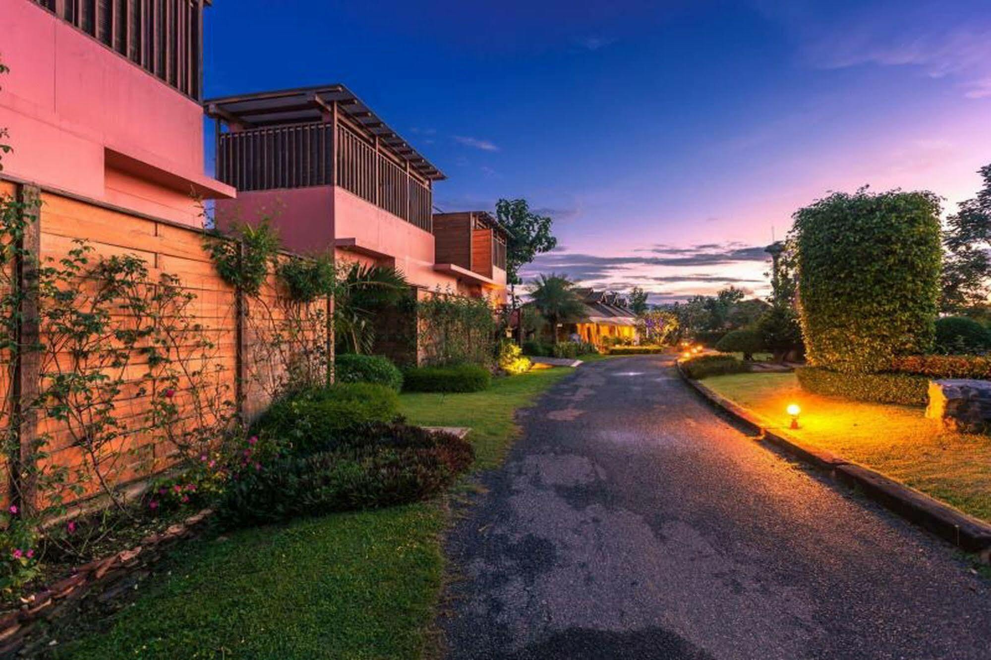 Hotel Phukumhom Khao Yai Wangkata Esterno foto