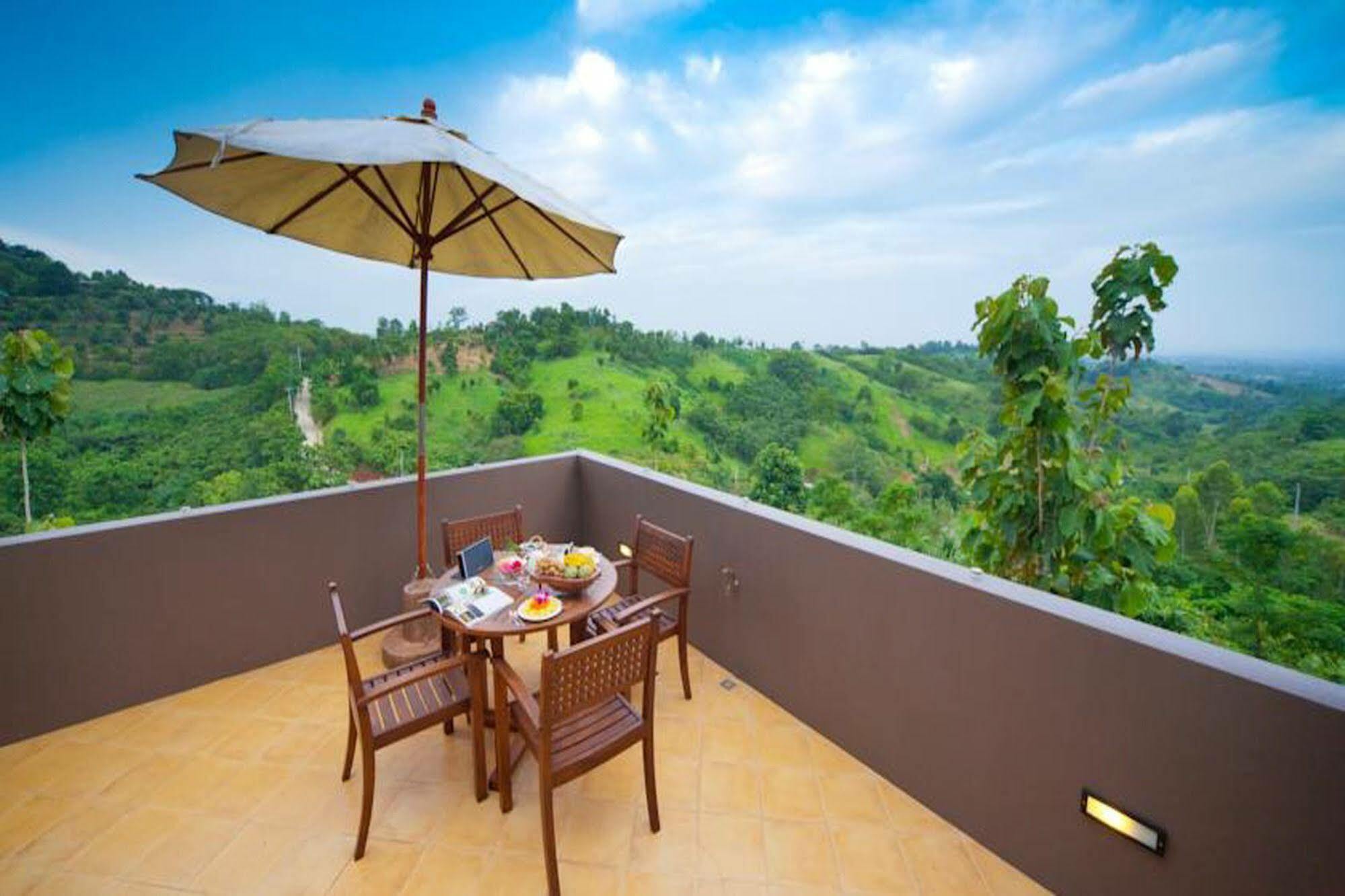 Hotel Phukumhom Khao Yai Wangkata Esterno foto