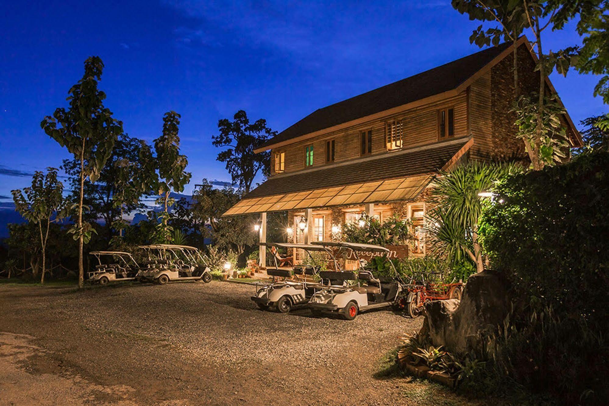 Hotel Phukumhom Khao Yai Wangkata Esterno foto