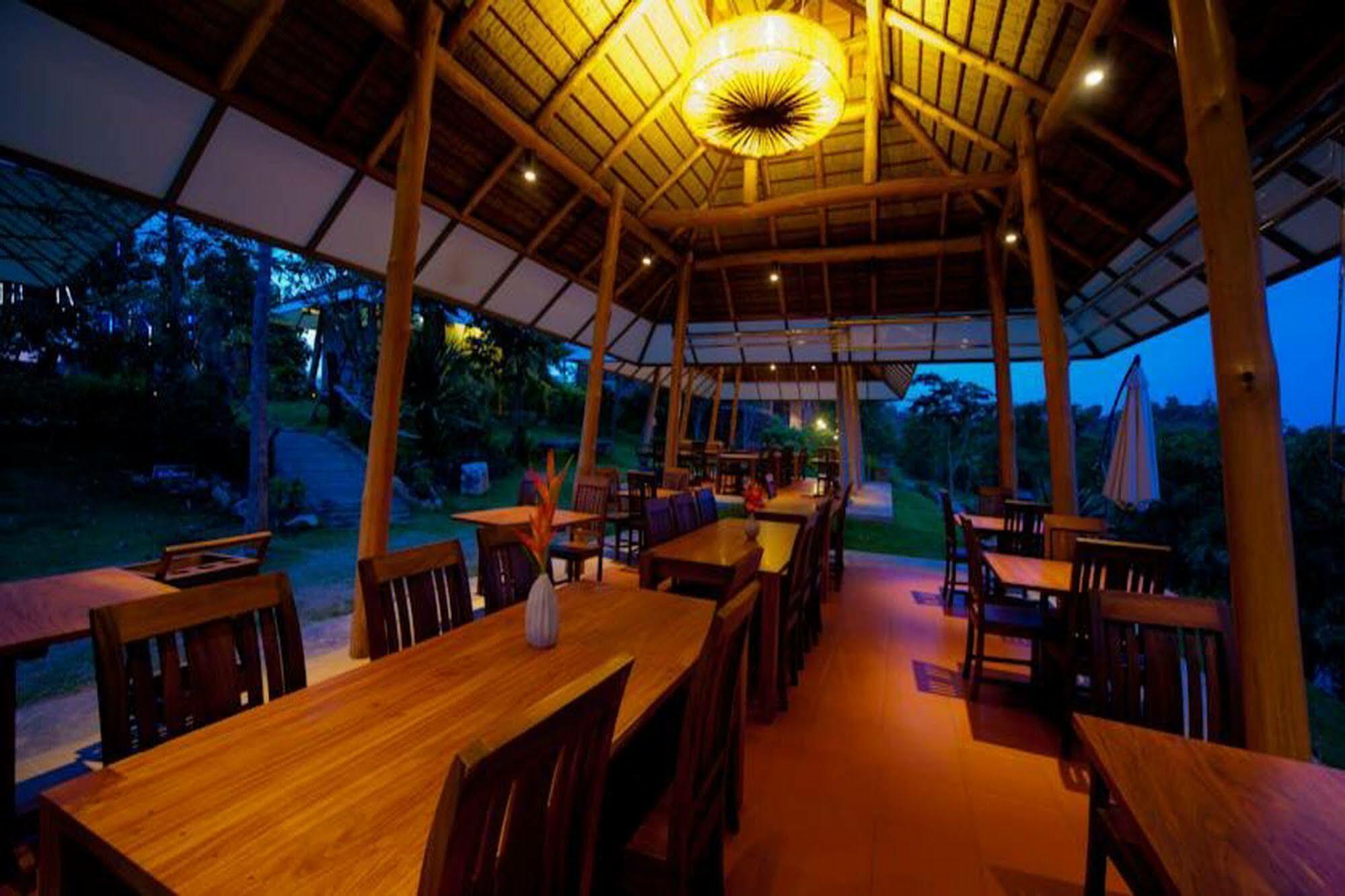 Hotel Phukumhom Khao Yai Wangkata Esterno foto
